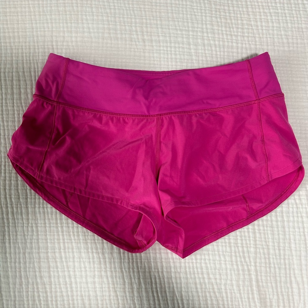 Lululemon Sonic Pink Low Rise Speed Up Shorts 2.5”